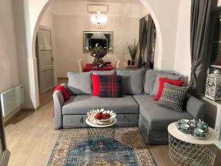 Dina's House - Spata - 1