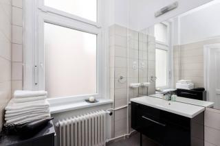 Contemporary City Apartment Váci Utca - Budapest - 4