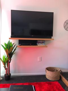 Hideaway - A Couples Retreat - 6