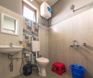 7 Sisters Falls View Inn - 5