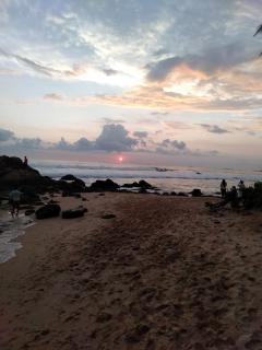 Near Beach Rest - Unawatuna - 6