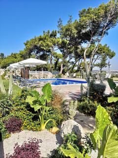 Louis Luxury Villa by living in blue - Rodes - 0