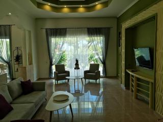 Louis Luxury Villa by living in blue - Rodes - 5