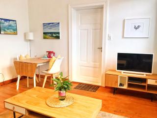 Ferienwohnung Schönwälder mit kleiner Terrasse und WALL BOX - Buxtehude - 6