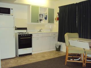 100 Mile Motel & RV Park - One Hundred Mile House - 8
