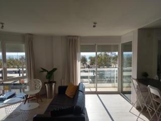 Luxury Apartment Accommodation, next to beach & train station Calella - Calella - 7