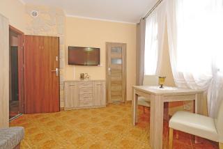 Kawalerka 2 osobowa Centrum 50 m do ul Monte Cassino - Sopot - 4