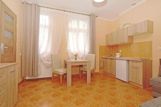 Kawalerka 2 osobowa Centrum 50 m do ul Monte Cassino - Sopot - 1