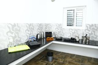 The Base Inn (where convenience meets luxury) - Pondicherry - 3