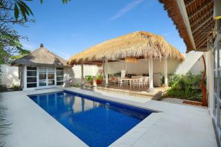 HARRIS Hotel & Residences Sunset Road - Kuta - 6