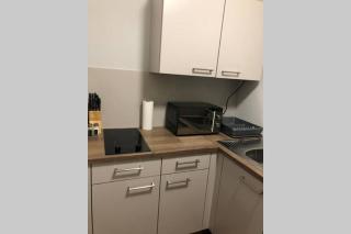 Liverpool · CHILLINGHOUSE # 8, ICE 3 Min. NETFLIX - Siegburg - 6