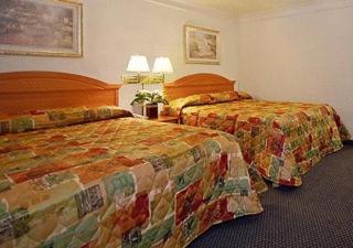 Summerfield Inn Fresno Yosemite - 7
