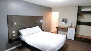 Warrens Village Motel and Self Catering - Clevedon - 1