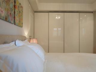 Luxury Garden Apartment Glyfada - 3