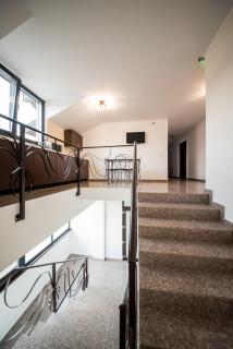 Dr House - Mioveni - 7