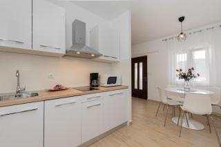 Apartments Leonardo - Rabac - 7