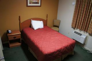 Royalinn & suites - Burlington - 7