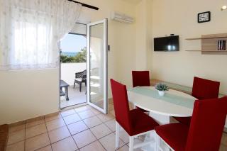 Apartments Matin - Novalja - 1