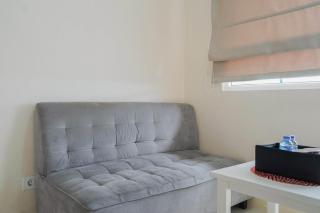 Cozy 2BR for 3 Pax Green Pramuka City Apartment By Travelio - 8