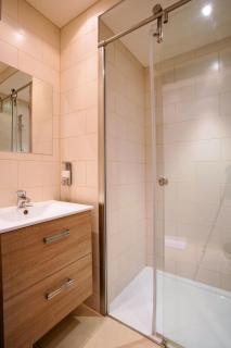 Modern two bedroom apartment with two bathrooms, just behind the CARLTON - 1