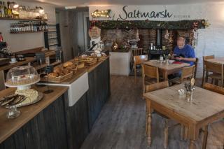 Saltmarsh Farmhouse - West Dean - 2