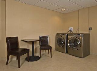 Armoni Inn & Suites - Orangeburg - 8