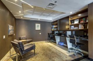 Monte Carlo Inn Airport Suites - Mississauga - 9