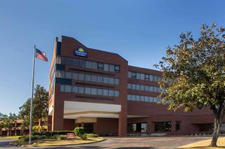 Days Inn & Suites by Wyndham Tallahassee Conf Center I-10 - Tallahassee - 0