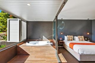 Altitude On Montville - 4