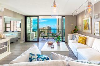 Rare Deluxe Ocean View Gem with Free Parking - Honolulu - 4