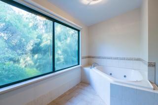 Bushy Lake Chalets - 1