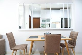 Modern 2BR at Signature Park Grande Apartment By Travelio - Jakarta - 1