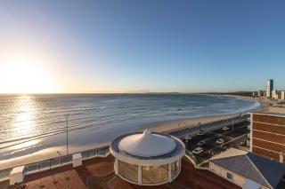 Hibernian Towers 807, Beach Road, Strand - Strand - 5