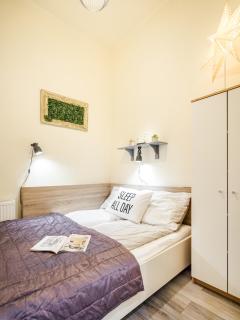 A9 Houseleek Astoria - Budapest - 6
