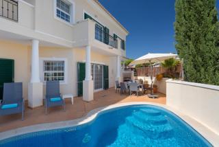 Aleisha - Vale do Lobo - 1