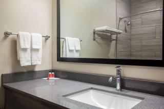 Super 8 by Wyndham St. Louis North - Saint Louis - 1