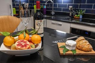 JOIVY Stylish 1-Bedroom Apartment in Notting Hill - 1