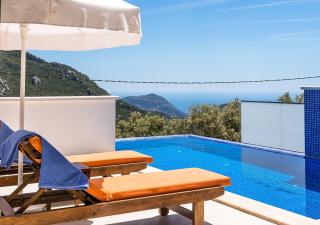 Villa 1 Sleeps 2 Honeymoon Isolated Infinity-Villa Orkide - Üzümlü - 3