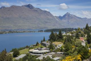 Holiday Inn Queenstown Frankton Road by IHG - Queenstown - 0