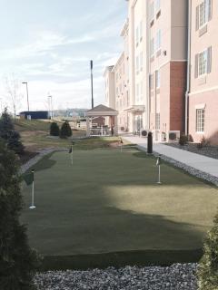 Candlewood Suites Youngstown W - I-80 Niles Area by IHG - Austintown - 1