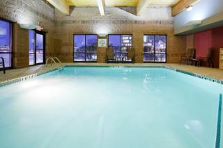 Holiday Inn Express & Suites Bloomington West by IHG - Bloomington - 6