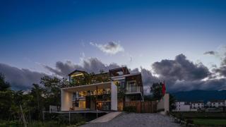 Ting Jian Empty Yard Pastoral Design Residential Dali Shop - 2