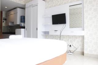 Relaxing Studio near ITB at Beverly Dago Apartment By Travelio - Bandung - 3