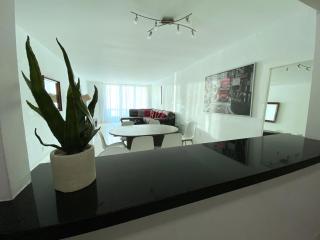 Sunny Isles Condo Resort 14th floor Intracoastal view!! - Miami Beach - 7