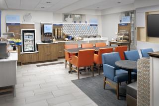 Holiday Inn Express San Antonio North Riverwalk Area by IHG - San Antonio - 4