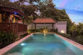 Homayoon Private Villa Ubud - Ubud - 8