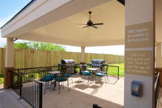 Candlewood Suites Kenedy by IHG - 2