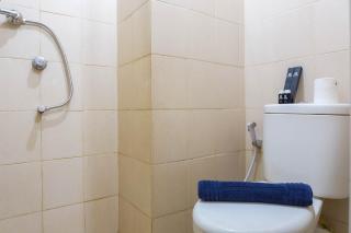 Fully Furnished Studio at Serpong Greenview Apartment By Travelio - 1
