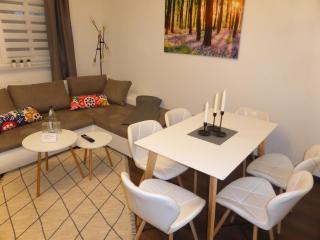 Ferienwohnung Goethe, 2 Schlafzimmer, Nähe Zentrum & Uni, ruhig, free Wifi, kostenloses Parken, Erdgeschoss - Jena - 2