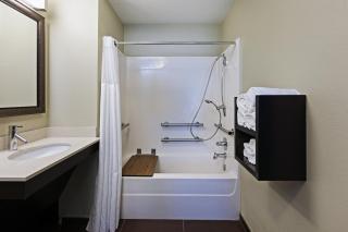 Staybridge Suites Tulsa-Woodland Hills by IHG - Tulsa - 5